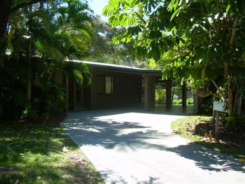 6 Pennine Close, Smithfield QLD 4878