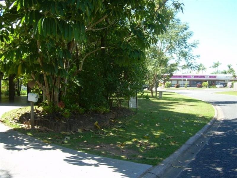 6 Pennine Close, Smithfield QLD 4878