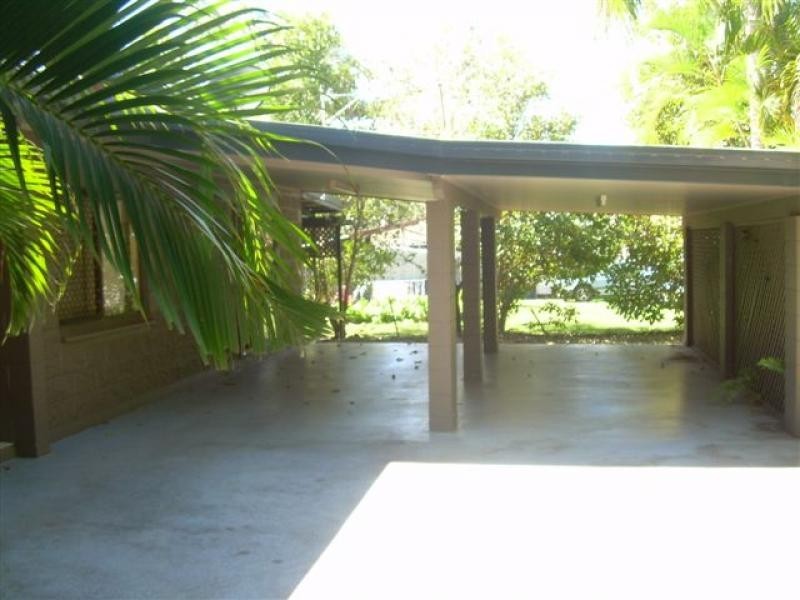 6 Pennine Close, Smithfield QLD 4878