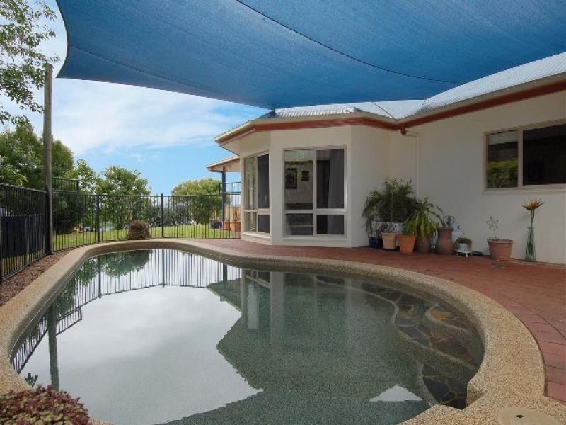5 Senate Street, Bentley Park QLD 4869