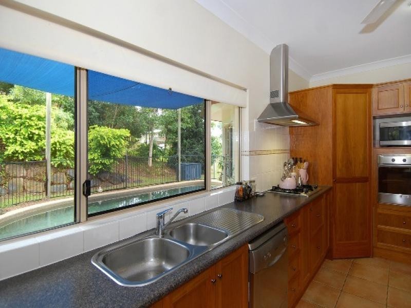 5 Senate Street, Bentley Park QLD 4869