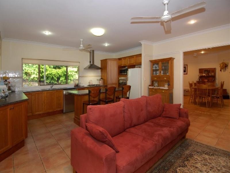 5 Senate Street, Bentley Park QLD 4869