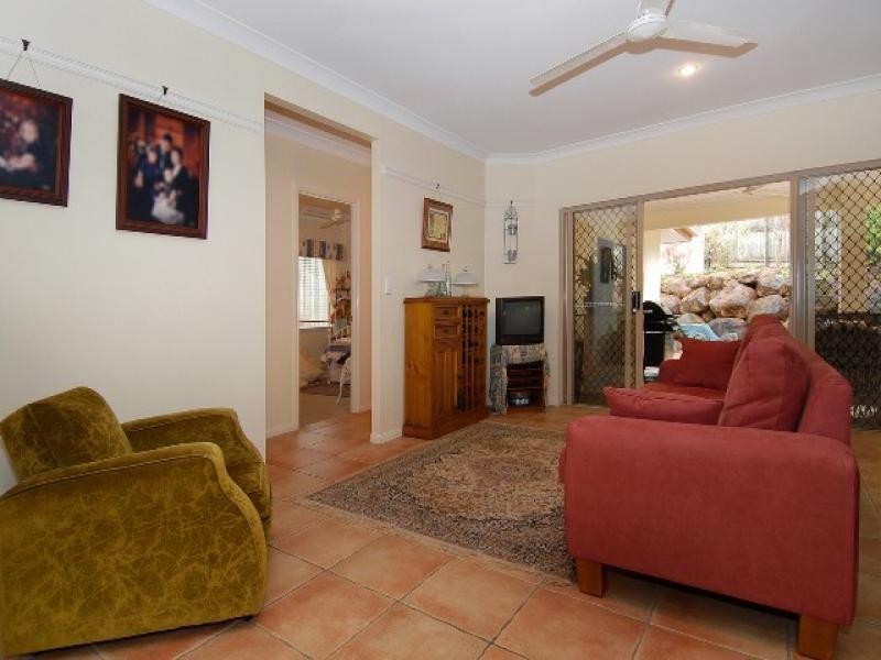 5 Senate Street, Bentley Park QLD 4869