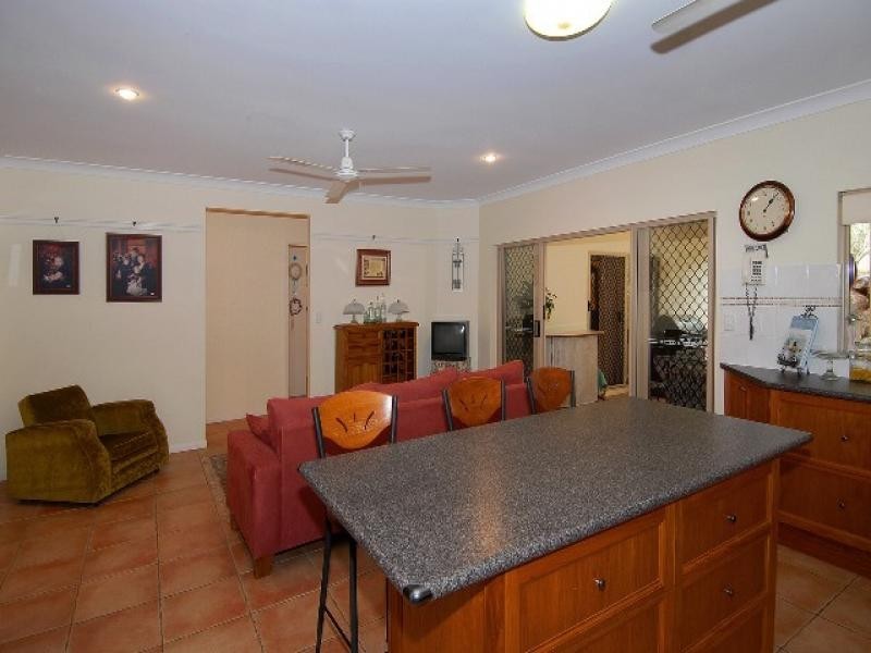 5 Senate Street, Bentley Park QLD 4869
