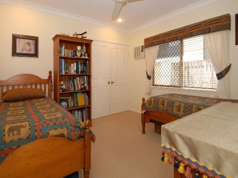 5 Senate Street, Bentley Park QLD 4869