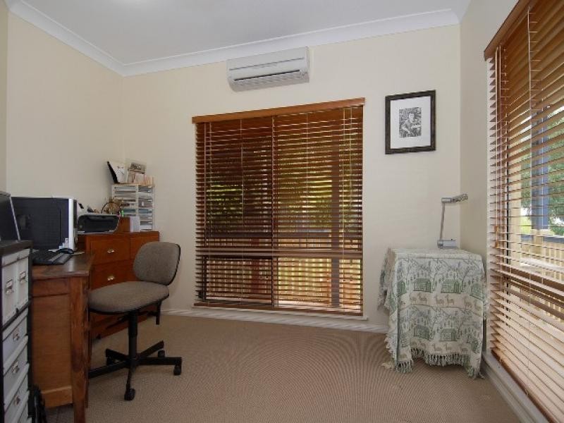5 Senate Street, Bentley Park QLD 4869