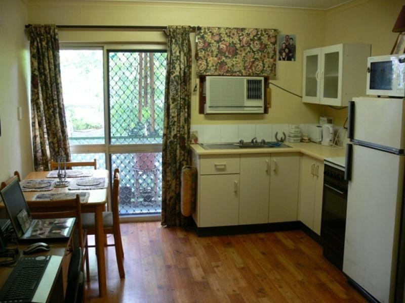 6/394 Mayers Street, Edge Hill QLD 4870