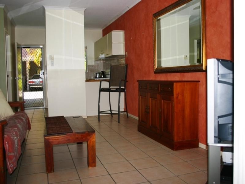 4/1 Grantala Street, Manoora QLD 4870