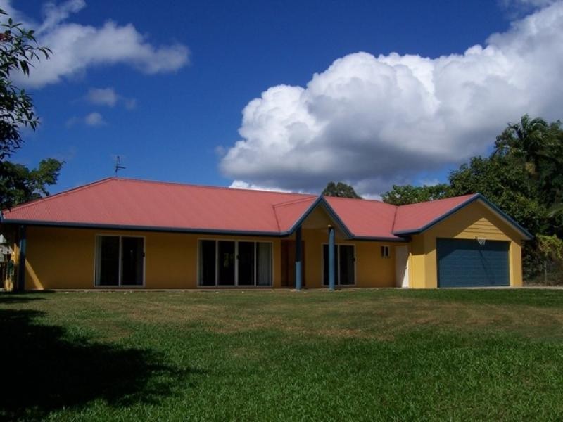 1 South Ellison Street, Clifton Beach QLD 4879