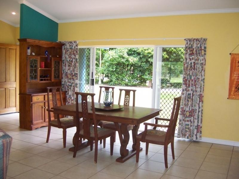 1 South Ellison Street, Clifton Beach QLD 4879