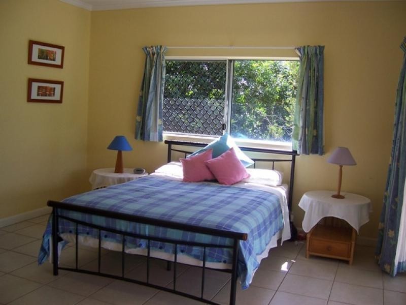 1 South Ellison Street, Clifton Beach QLD 4879