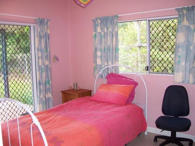 1 South Ellison Street, Clifton Beach QLD 4879