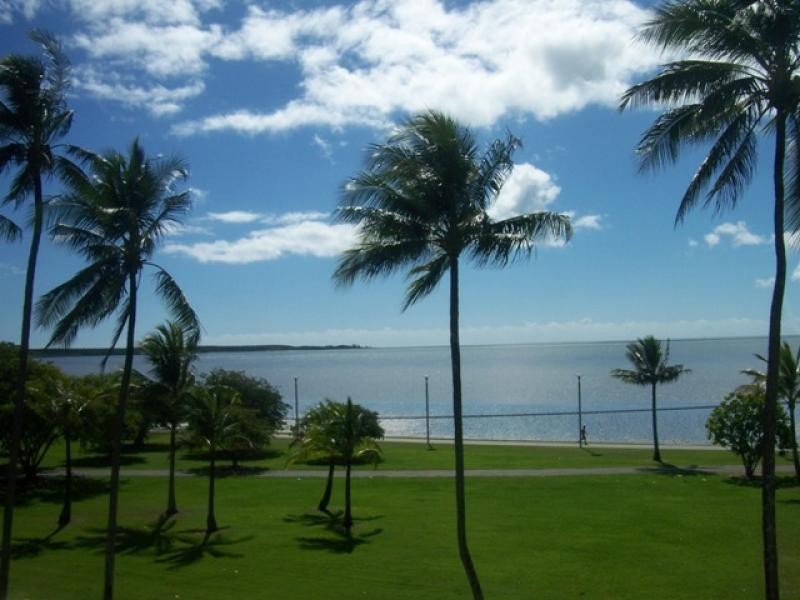 17/255 Esplanade, Cairns North QLD 4870