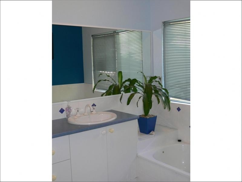 15 Roma Close, Mount Sheridan QLD 4868