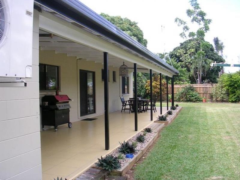 2 Melinga Close, Caravonica QLD 4878