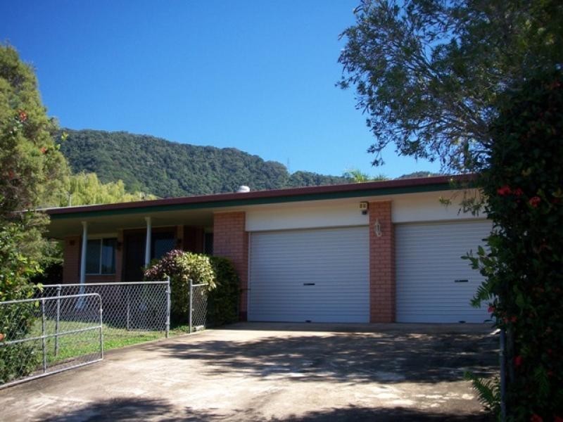 17 Fairview Street, Bayview Heights QLD 4868