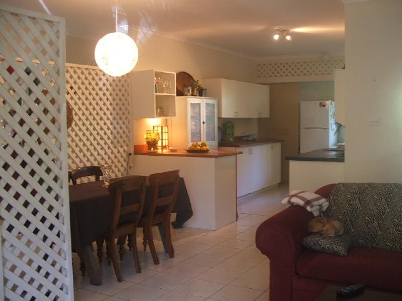 17 Caribbean Street, Holloways Beach QLD 4878