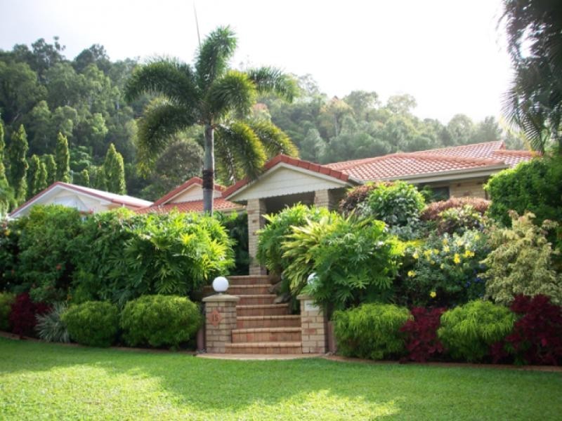 15 Knight Road, Smithfield QLD 4878