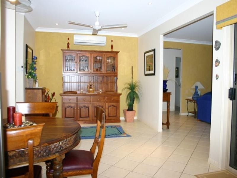 15 Knight Road, Smithfield QLD 4878