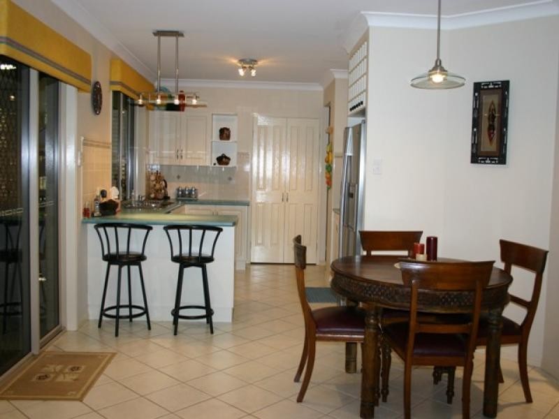 15 Knight Road, Smithfield QLD 4878