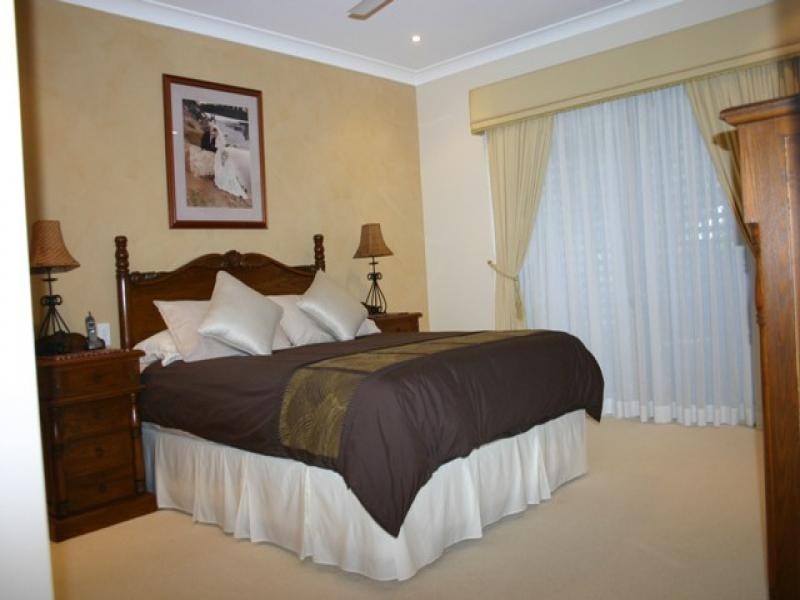 15 Knight Road, Smithfield QLD 4878