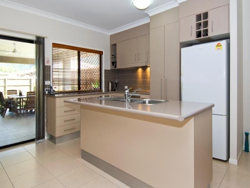 77 Walker Road, Bentley Park QLD 4869