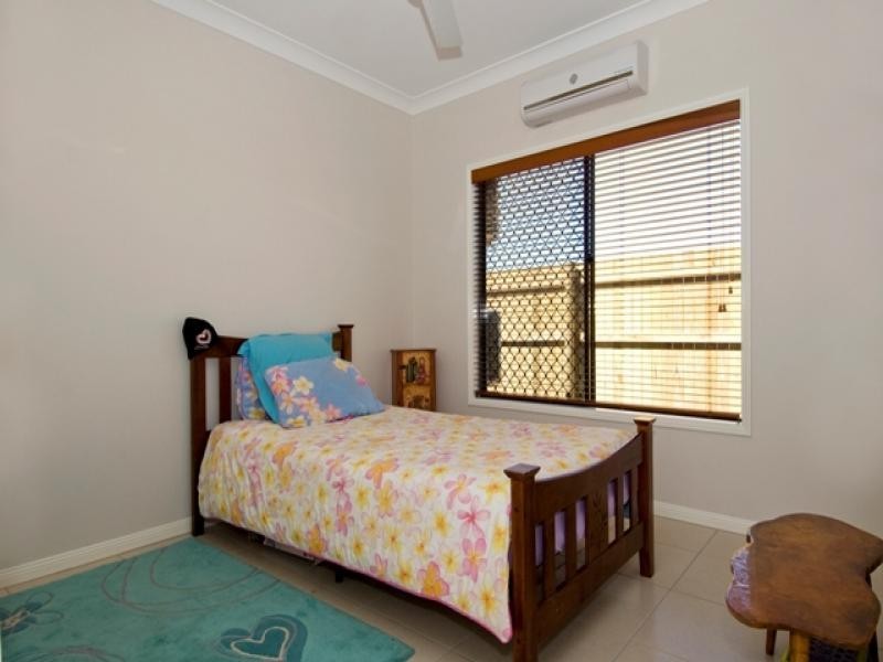 77 Walker Road, Bentley Park QLD 4869