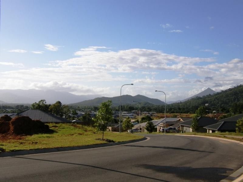 93 Fitzmaurice Drive, Bentley Park QLD 4869