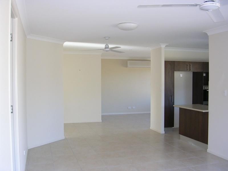 14 Hulbert Street, Trinity Park QLD 4879