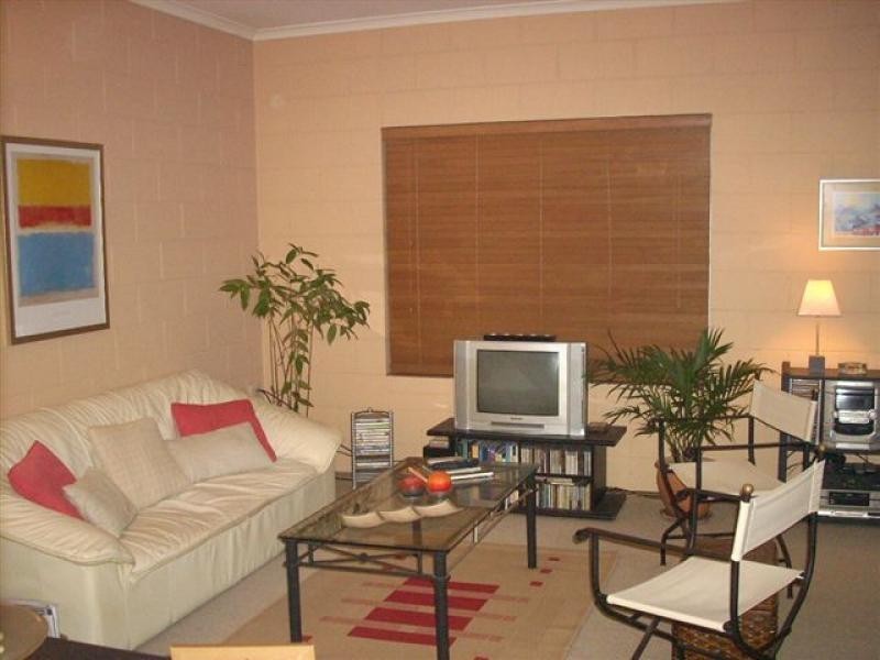 2/9 Frankston Street, Kewarra Beach QLD 4879