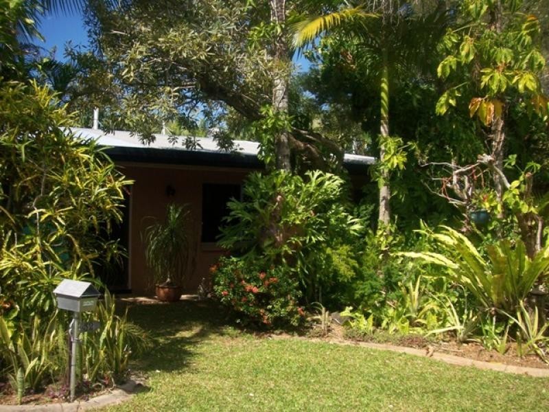 52 Fairview Street, Bayview Heights QLD 4868