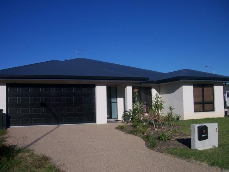 2 Goldberg Close, White Rock QLD 4868