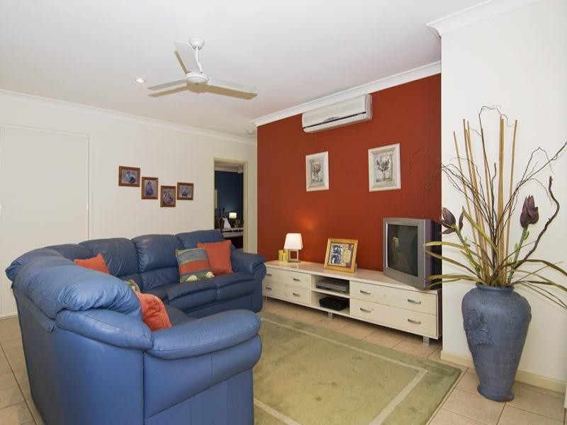 22 Chapel Close, Brinsmead QLD 4870