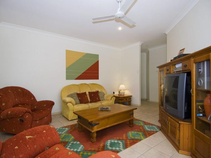 22 Chapel Close, Brinsmead QLD 4870