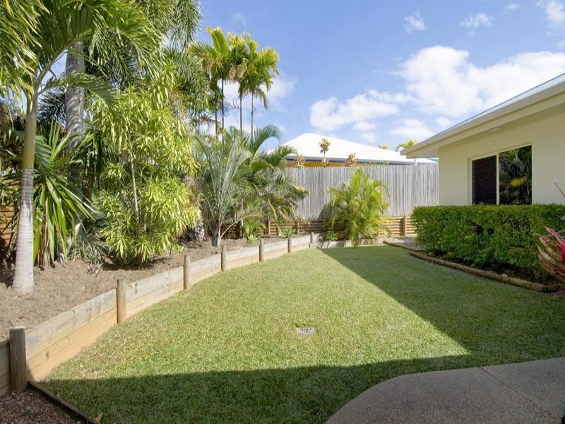22 Chapel Close, Brinsmead QLD 4870