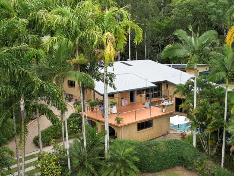 9-11 Headland Close, Edmonton QLD 4869