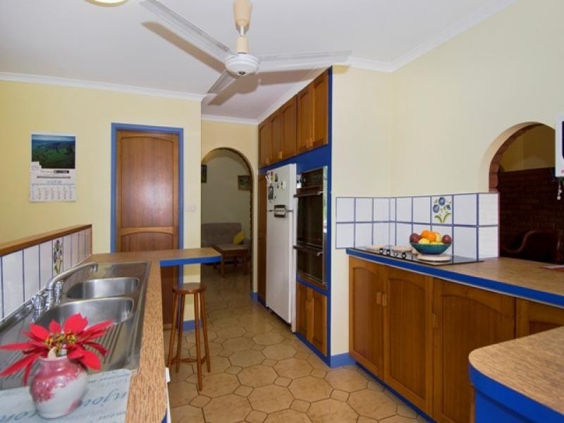 9-11 Headland Close, Edmonton QLD 4869