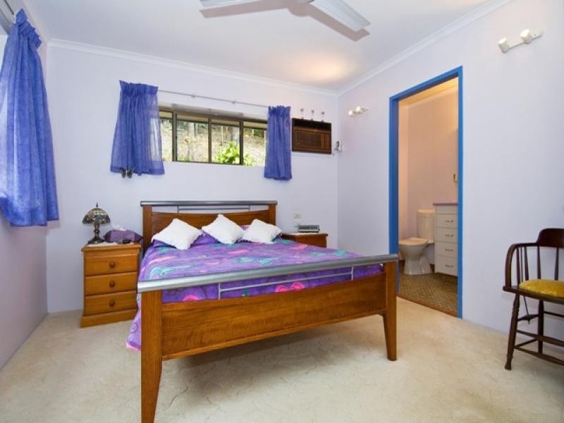 9-11 Headland Close, Edmonton QLD 4869