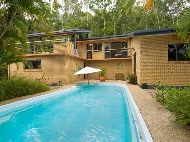 9-11 Headland Close, Edmonton QLD 4869