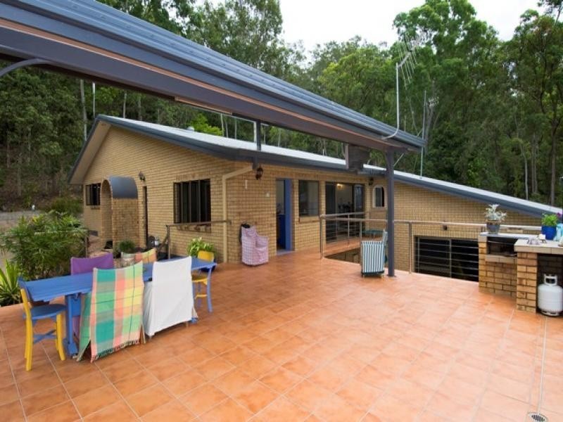 9-11 Headland Close, Edmonton QLD 4869