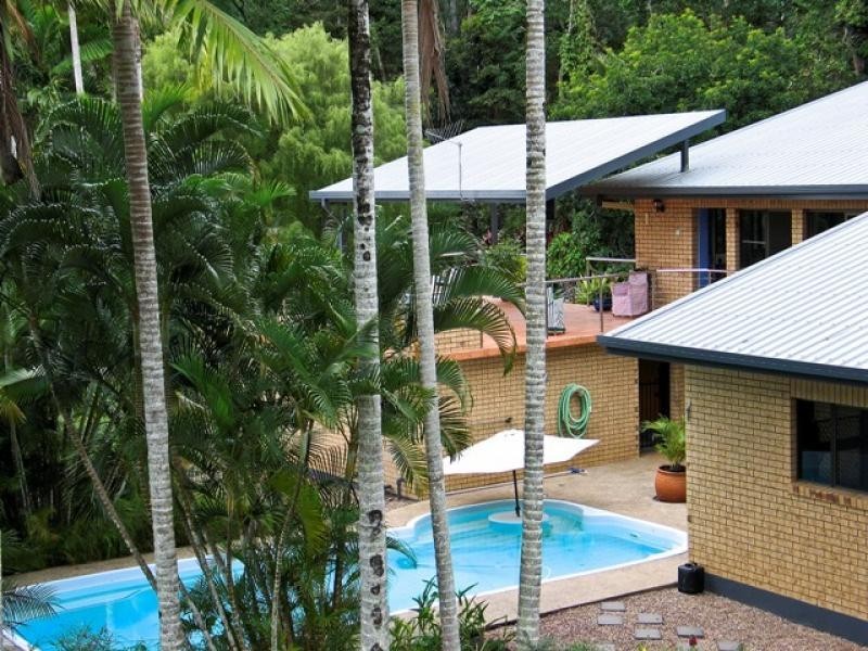 9-11 Headland Close, Edmonton QLD 4869