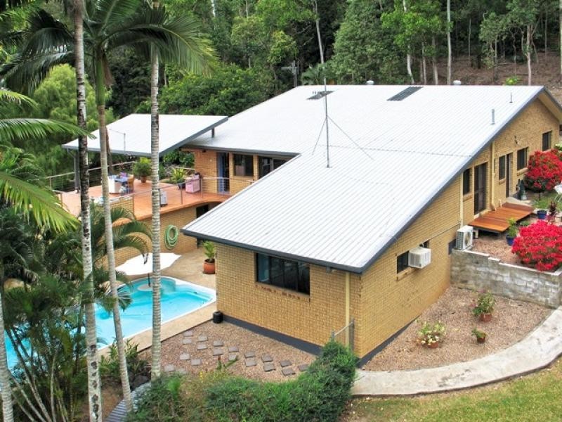 9-11 Headland Close, Edmonton QLD 4869