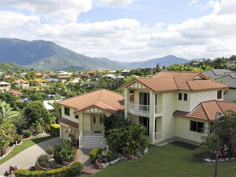 7 East Parkridge Drive, Brinsmead QLD 4870