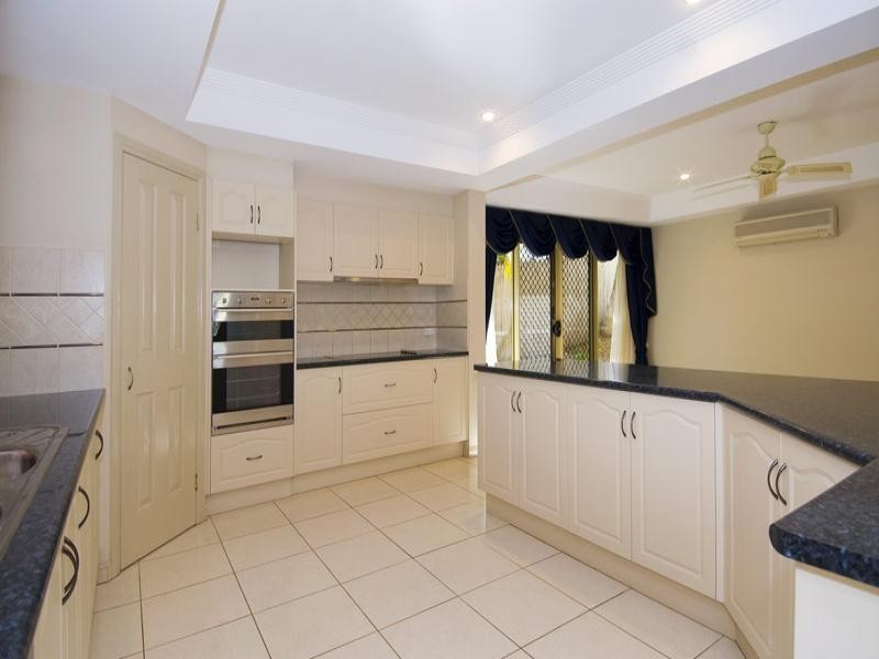 7 East Parkridge Drive, Brinsmead QLD 4870