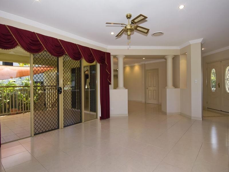 7 East Parkridge Drive, Brinsmead QLD 4870