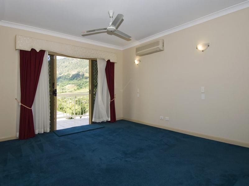 7 East Parkridge Drive, Brinsmead QLD 4870