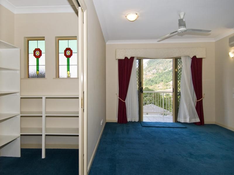 7 East Parkridge Drive, Brinsmead QLD 4870