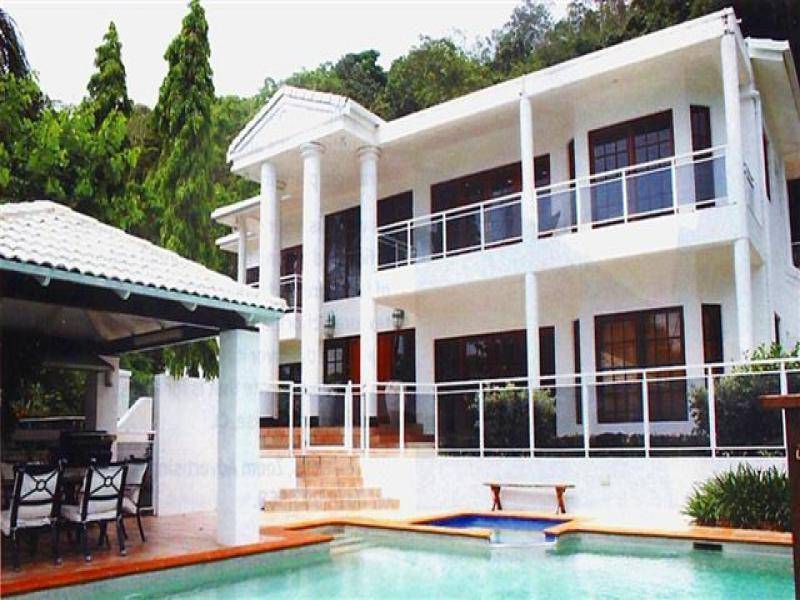 12 Julian Close, Mooroobool QLD 4870