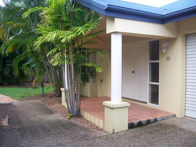Redlynch QLD 4870