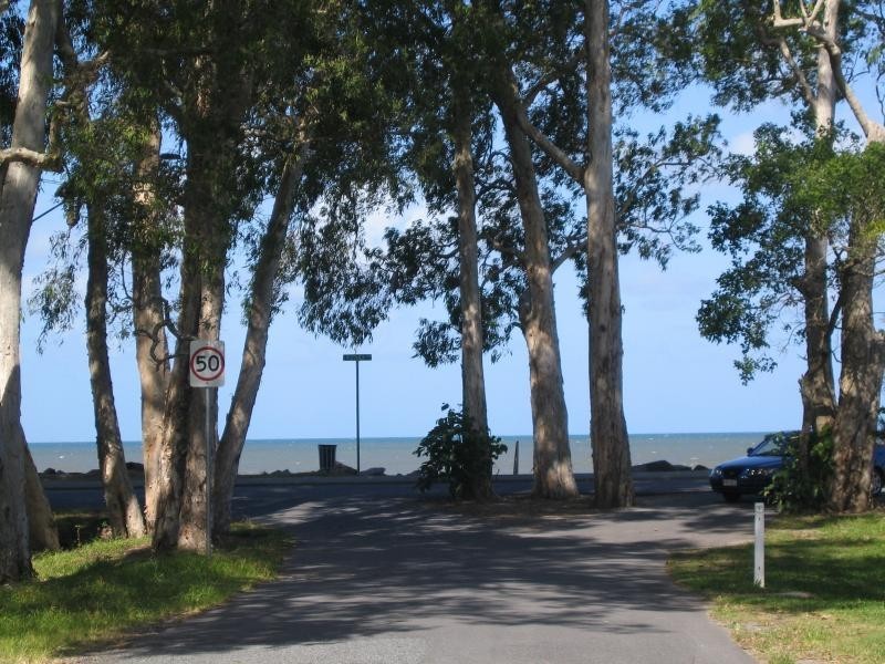 Machans Beach QLD 4878